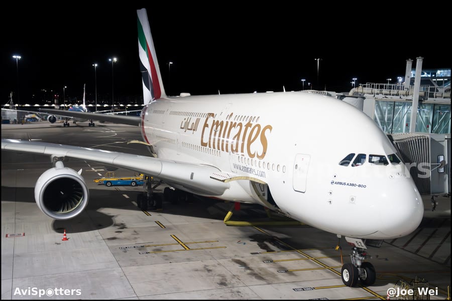 A6-EEZ Emirates 388