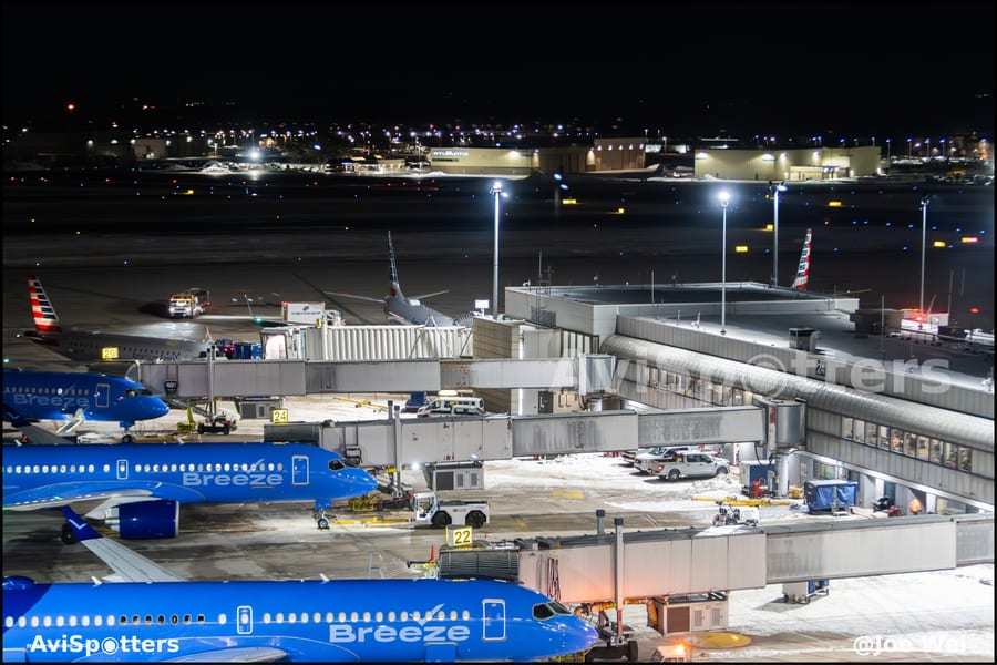 Bradley International Airport KBDL